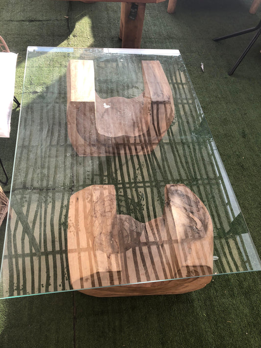 SEPASANG COFFEE TABLE