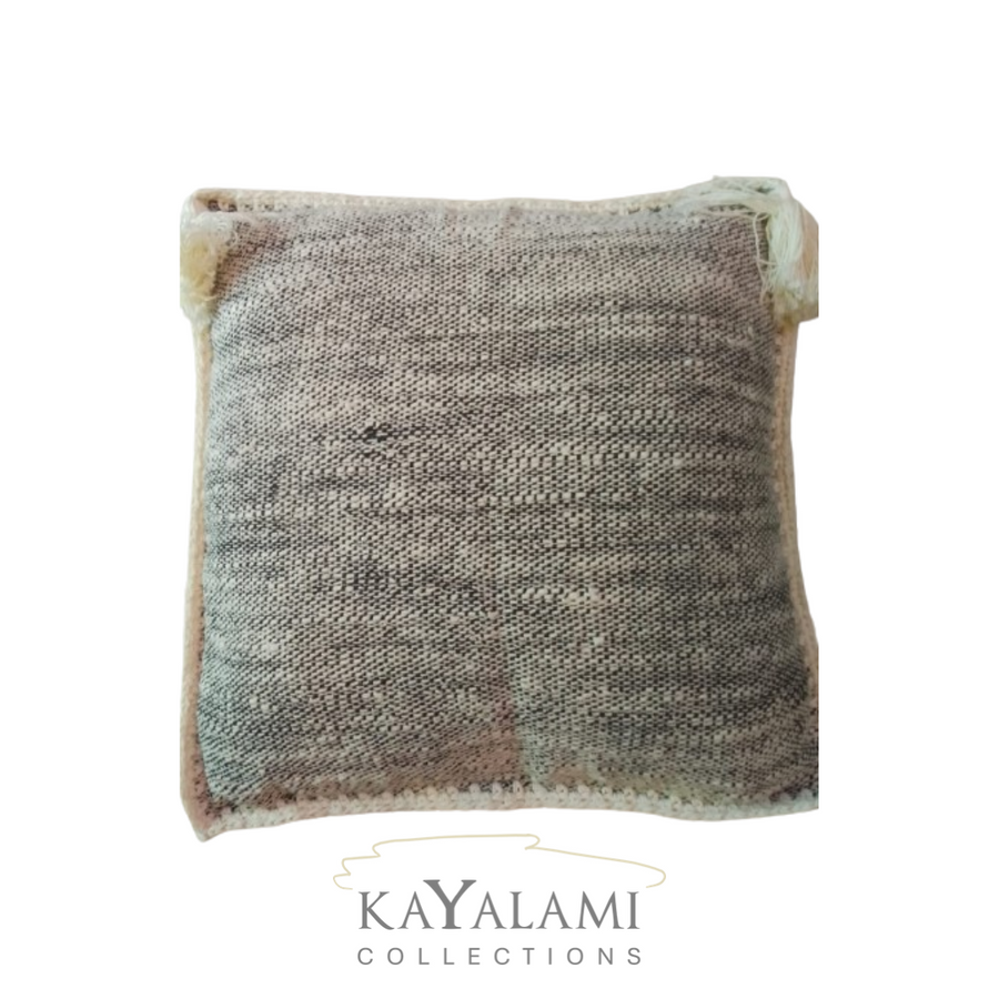 COVER CUSHION RAJUT BL