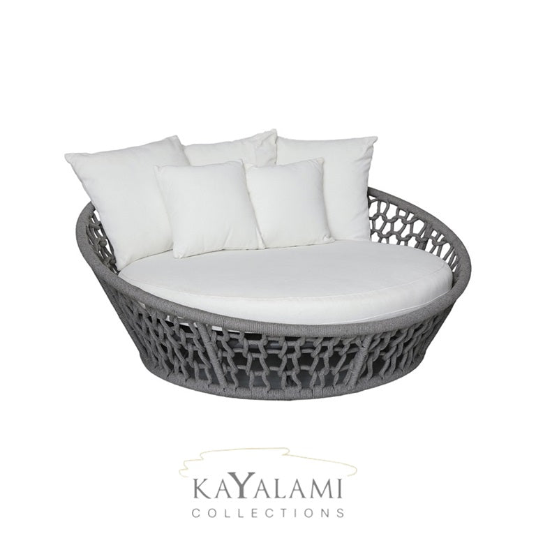 LOOP ROUND LOUNGER