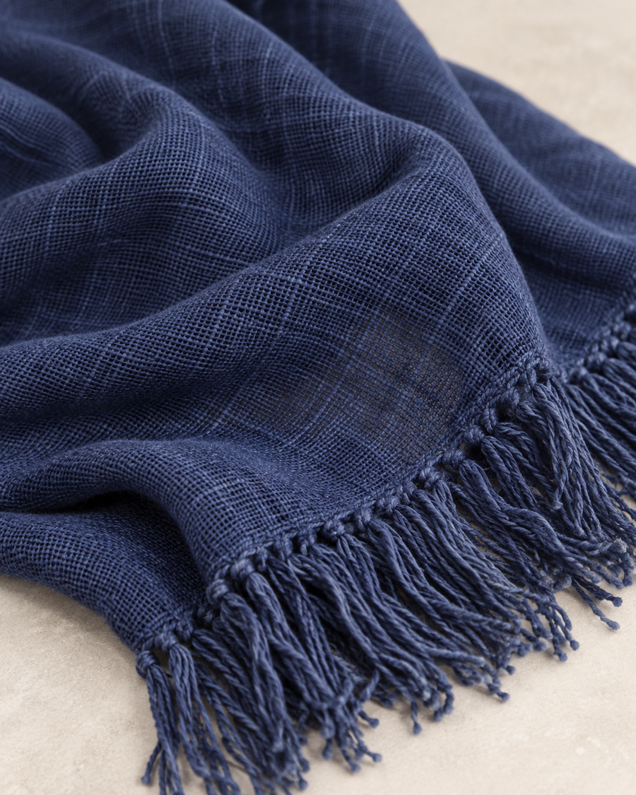AICHA BLU THROW
