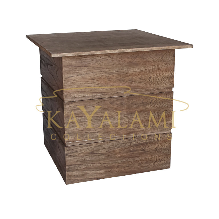 CETATA SQUARE DINING TABLE